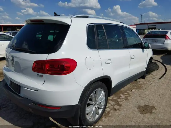 WVGAV7AX8GW562127 — 2016 Volkswagen Tiguan, фото 4 с аукциона IAAI 28.09.2026, Естественный износ