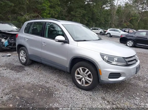 WVGAV7AX0GW545743 — 2016 Volkswagen Tiguan, Естественный износ (Normal Wear & Tear), фото до ремонта