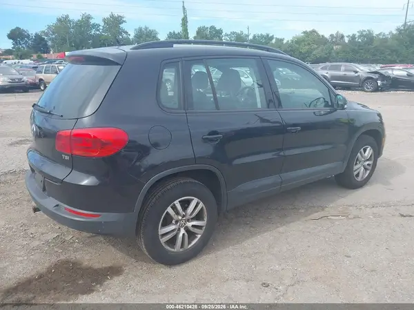 WVGAV7AX6GW542684 — 2016 Volkswagen Tiguan, фото 4 с аукциона IAAI 10.10.2026, Естественный износ