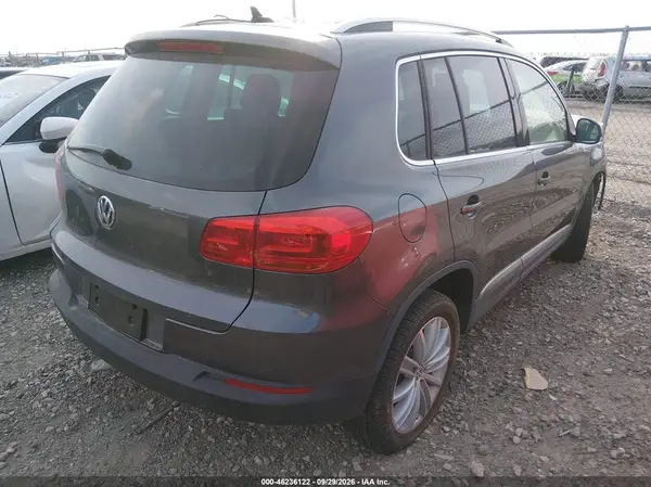 2016 VOLKSWAGEN TIGUAN VIN WVGAV7AX6GW553765 фото 4