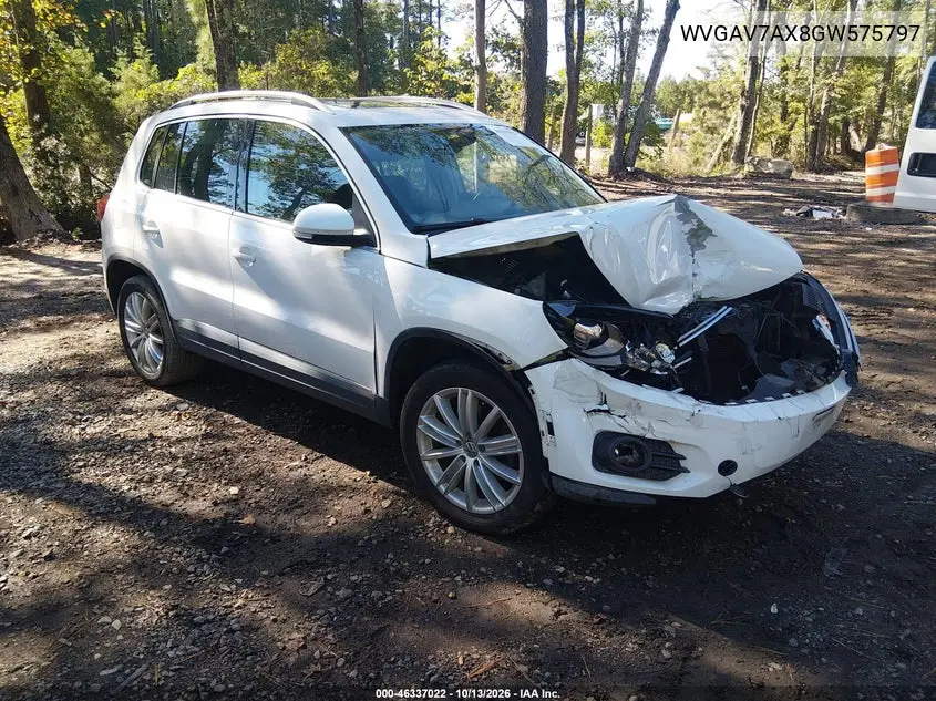 WVGAV7AX8GW575797 Volkswagen Tiguan 2016 — повреждение Передняя часть, фото до ремонта