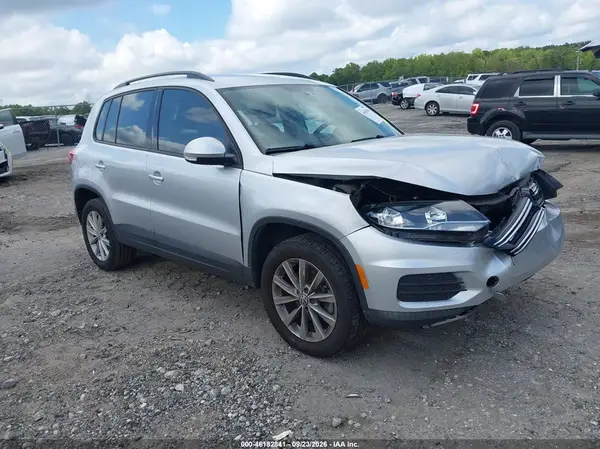 WVGAV7AX8HK043734 — 2017 Volkswagen Tiguan, Передняя часть (Front End), фото до ремонта