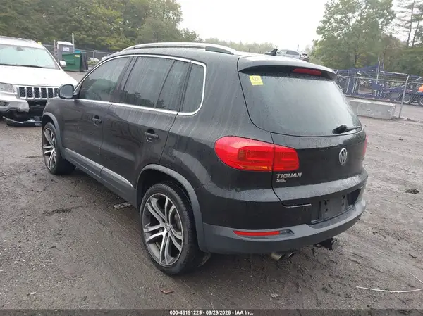 WVGVV7AX6HW506724 — 2017 Volkswagen Tiguan, фото 3 с аукциона IAAI, Правый бок