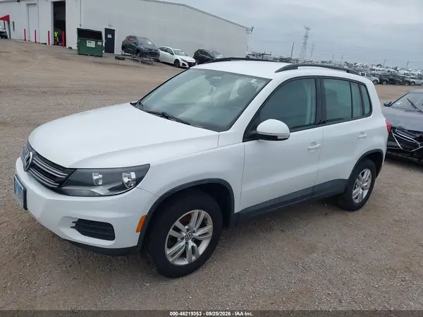 WVGBV7AX5HK009092 — 2017 Volkswagen Tiguan, фото 2 с аукциона IAAI 13.10.2026, Естественный износ