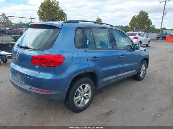 WVGAV7AX3HW503391 — 2017 Volkswagen Tiguan, фото 4 с аукциона IAAI, Передняя часть