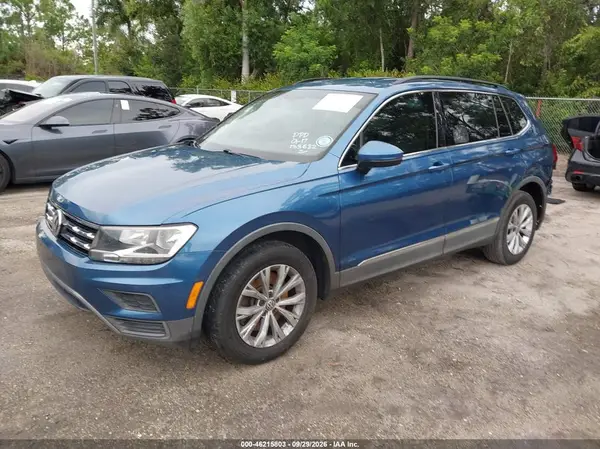 3VV3B7AX4JM133582 — 2018 Volkswagen Tiguan, фото 2 с аукциона IAAI, Задняя часть