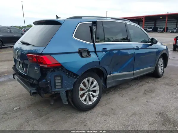 3VV3B7AX4JM133582 — 2018 Volkswagen Tiguan, фото 4 с аукциона IAAI, Задняя часть