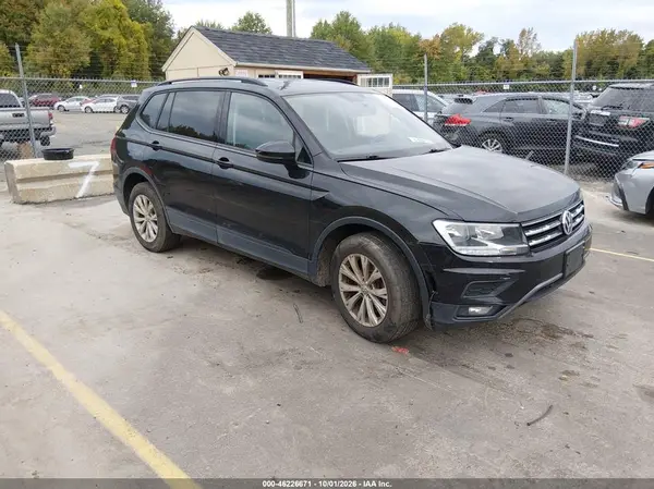 3VV0B7AX3JM017017 — 2018 Volkswagen Tiguan, Левый бок (Left Side), фото до ремонта