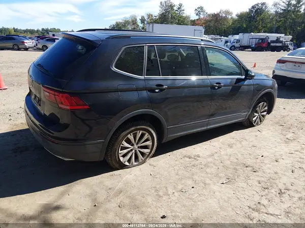 3VV0B7AX7KM046599 — 2019 Volkswagen Tiguan, фото 4 с аукциона IAAI, Не указано