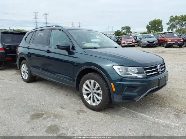 3VV0B7AX0KM066371 — 2019 Volkswagen Tiguan, Град (Hail), фото до ремонта