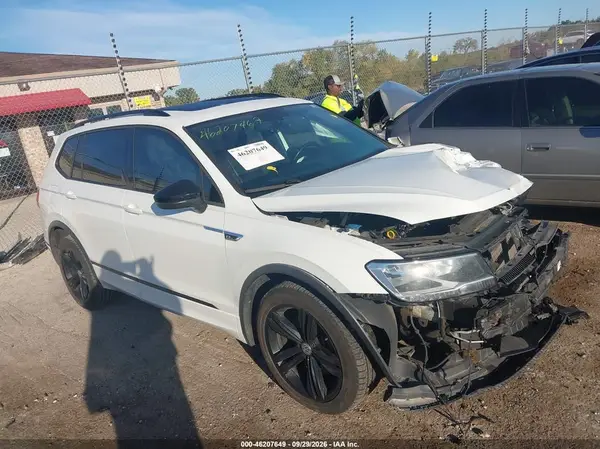 3VV2B7AX9KM132330 — 2019 Volkswagen Tiguan, Передняя часть (Front End), фото до ремонта