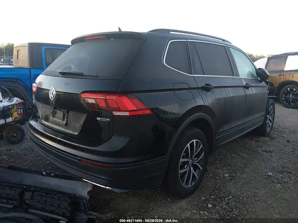 3VV2B7AX4KM192029 — 2019 Volkswagen Tiguan, фото 4 с аукциона IAAI, Передняя часть