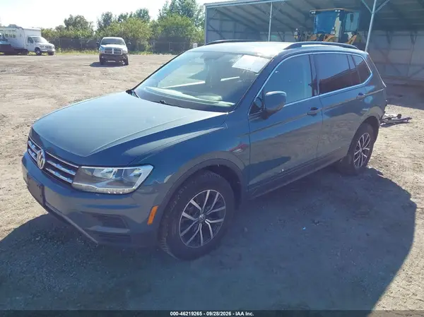 3VV2B7AX9KM160550 — 2019 Volkswagen Tiguan, фото 2 с аукциона IAAI, Задняя часть