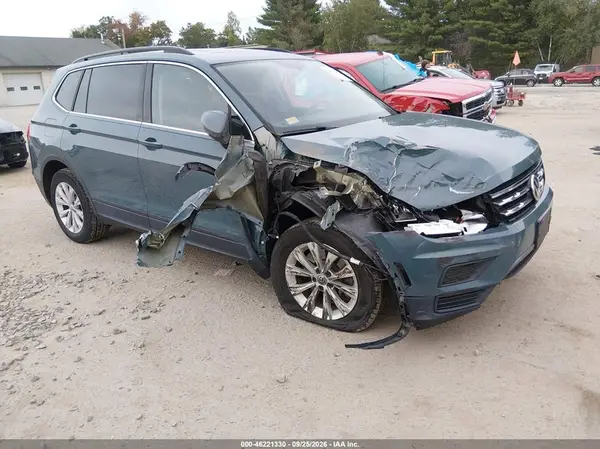 3VV2B7AX2KM128622 — 2019 Volkswagen Tiguan, Передняя часть справа (Right Front), фото до ремонта