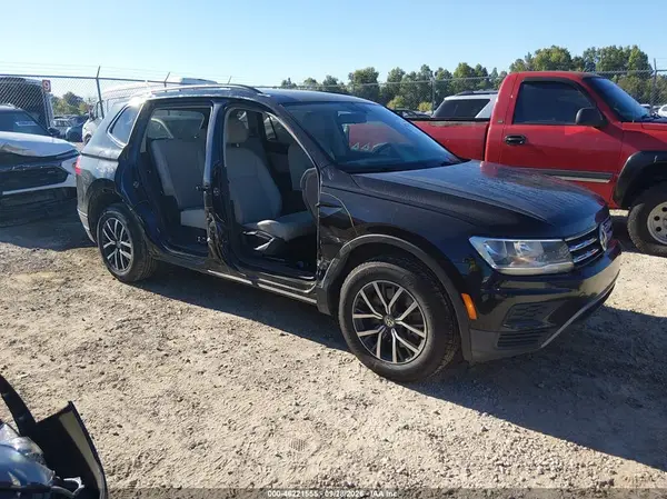 3VV3B7AX5KM092803 — 2019 Volkswagen Tiguan, Правый бок (Right Side), фото до ремонта
