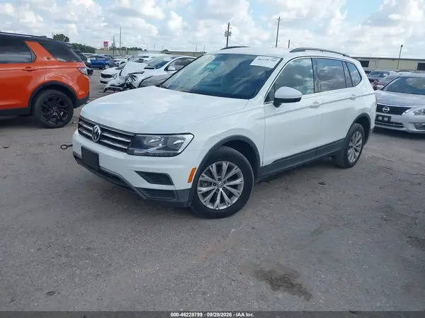 3VV2B7AX1KM046008 — 2019 Volkswagen Tiguan, фото 2 с аукциона IAAI 14.10.2026, Естественный износ