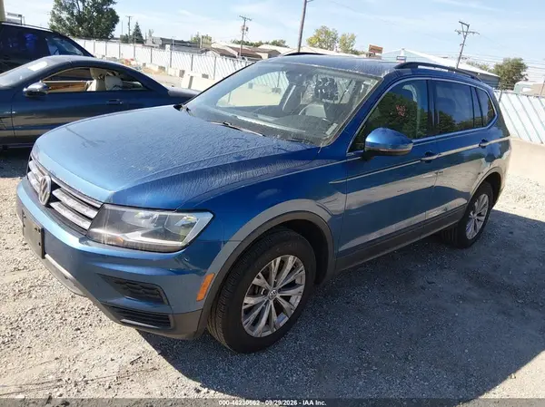 3VV2B7AX1KM024719 — 2019 Volkswagen Tiguan, фото 2 с аукциона IAAI 11.10.2026, Естественный износ