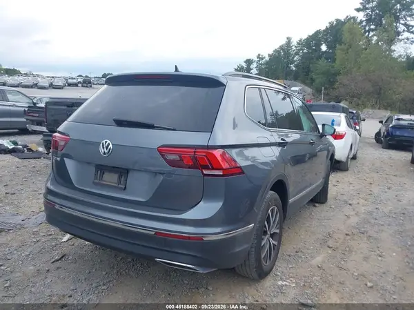3VV3B7AX9LM157122 — 2020 Volkswagen Tiguan, фото 4 с аукциона IAAI, Передняя часть