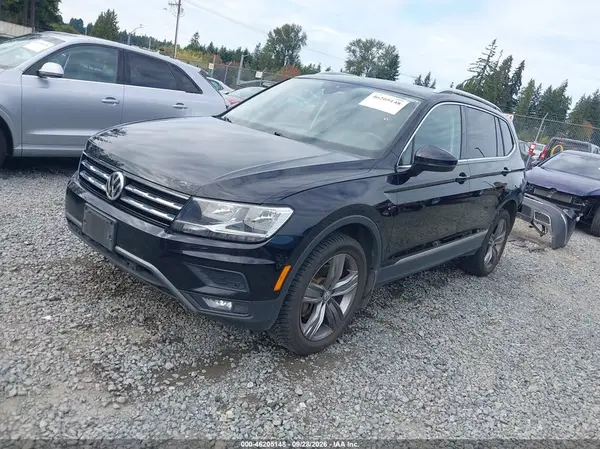 3VV2B7AX1LM092200 — 2020 Volkswagen Tiguan, фото 2 с аукциона IAAI, Задняя часть