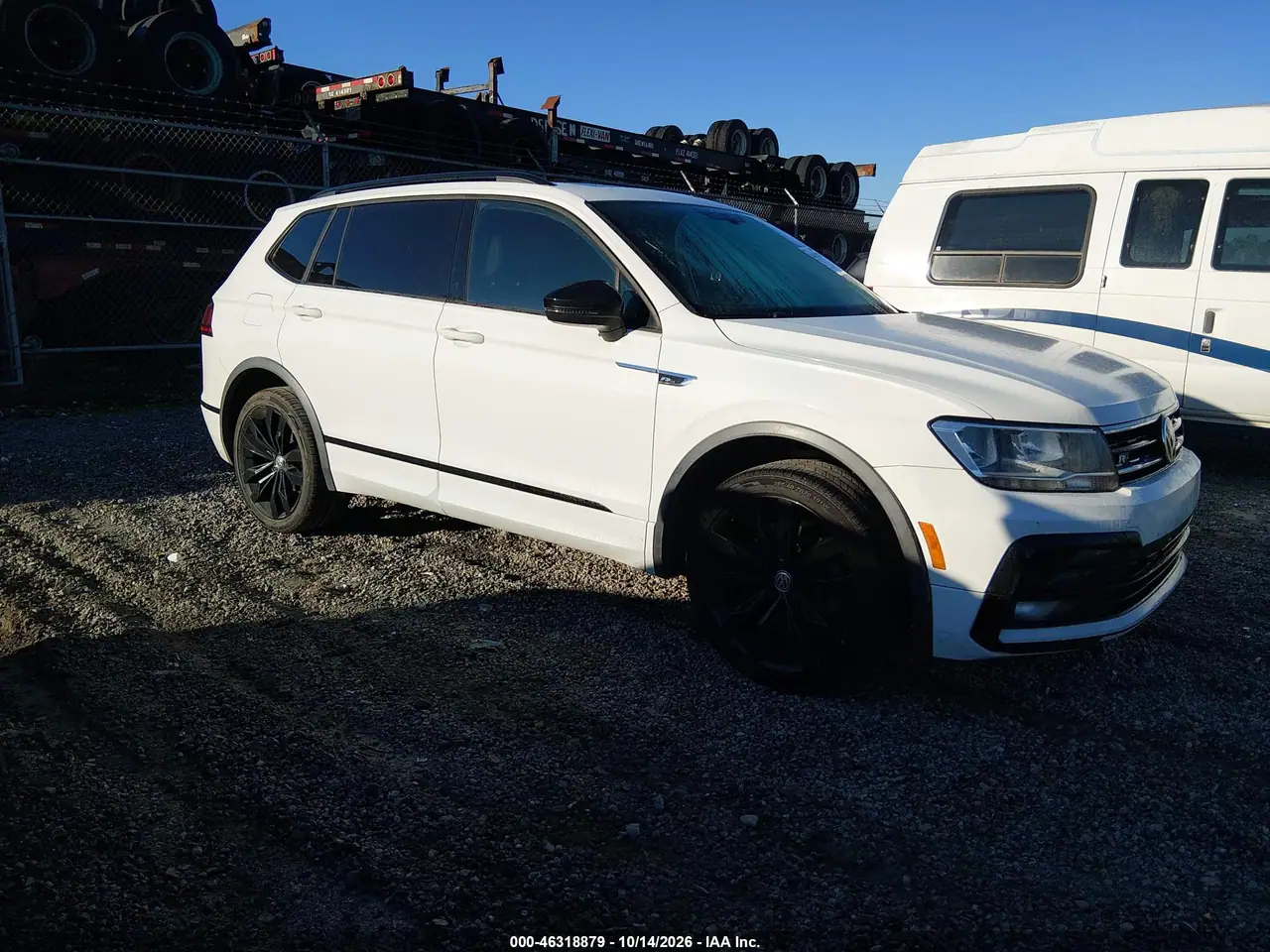 3VV3B7AX2LM124981 — 2020 Volkswagen Tiguan, фото 2 с аукциона IAAI, Не указано