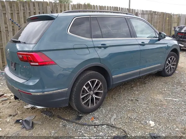 3VV2B7AX7MM050633 — 2021 Volkswagen Tiguan, фото 4 с аукциона IAAI 12.10.2026, Задняя часть