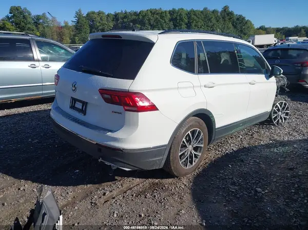 3VV2B7AX6MM155423 — 2021 Volkswagen Tiguan, фото 4 с аукциона IAAI, Передняя часть