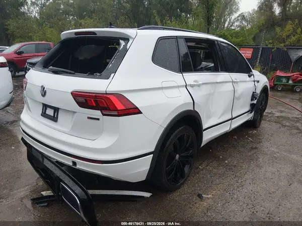 3VV2B7AX2MM088450 — 2021 Volkswagen Tiguan, фото 4 с аукциона IAAI, Передняя часть