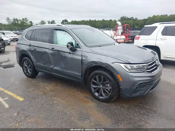 3VV3B7AX6NM011893 — 2022 Volkswagen Tiguan, Правый бок (Right Side), фото до ремонта