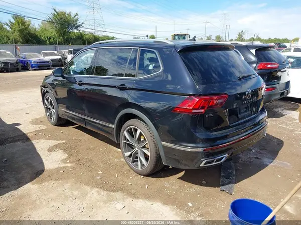 3VV4B7AX8NM112812 — 2022 Volkswagen Tiguan, фото 3 с аукциона IAAI, Передняя часть