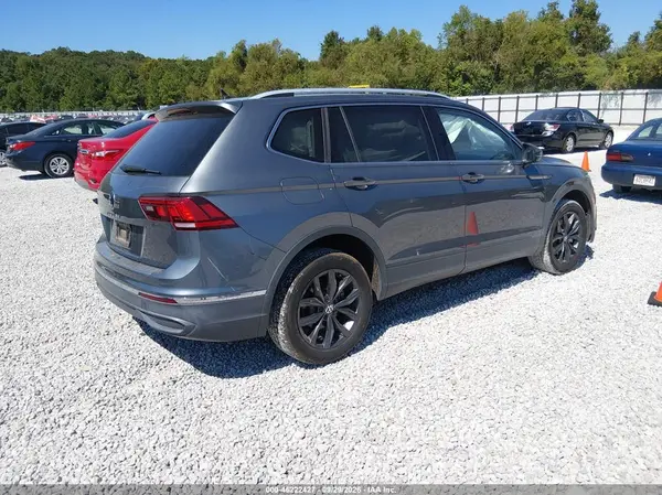 3VV3B7AX9NM095448 — 2022 Volkswagen Tiguan, фото 4 с аукциона IAAI, Ходовая часть