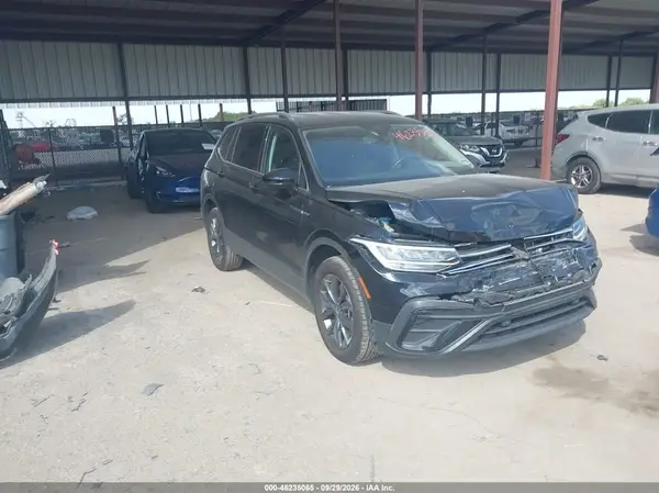 3VV3B7AX5NM113640 — 2022 Volkswagen Tiguan, Передняя часть (Front End), фото до ремонта