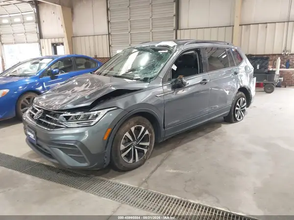3VVRB7AX0PM102669 — 2023 Volkswagen Tiguan, фото 2 с аукциона IAAI, Передняя часть