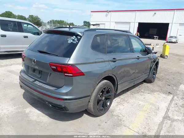 3VVCB7AX1PM022397 — 2023 Volkswagen Tiguan, фото 4 с аукциона IAAI, Правый бок