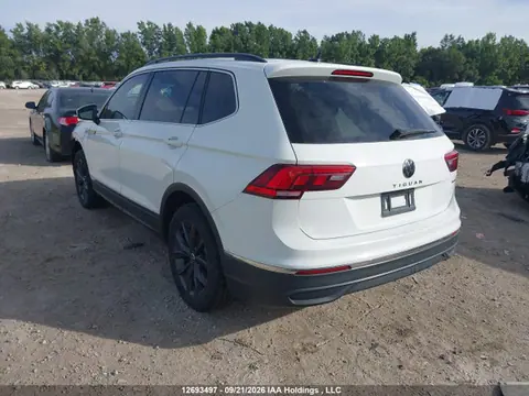 2024 Volkswagen Tiguan VIN 3VV2B7AX2RM033391 фото 3