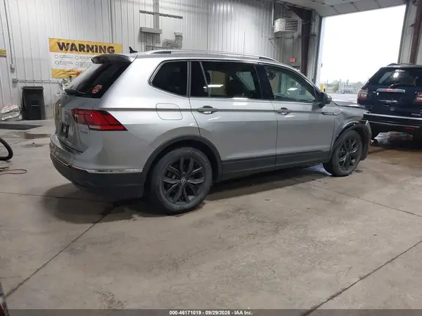 3VVMB7AX8RM098707 — 2024 Volkswagen Tiguan, фото 4 с аукциона IAAI, Передняя часть