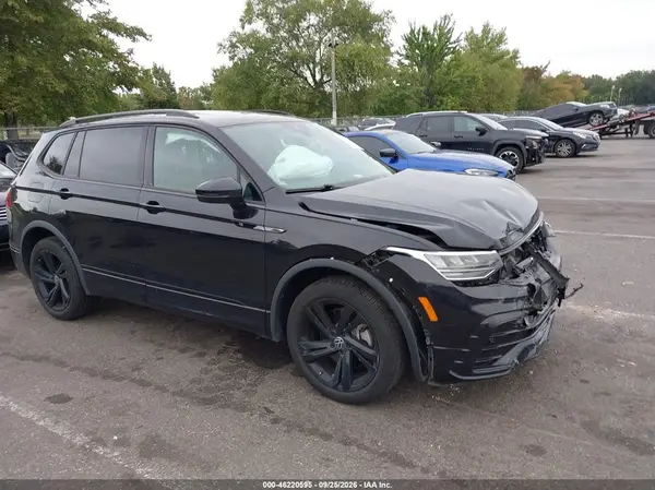 3VV8B7AX9RM137791 — 2024 Volkswagen Tiguan, Передняя часть (Front End), фото до ремонта