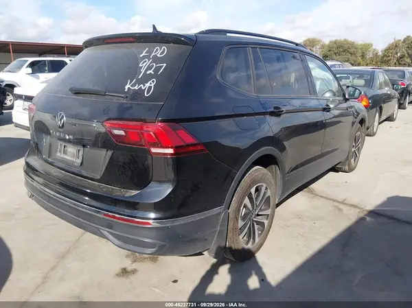 3VVRB7AX1RM233239 — 2024 Volkswagen Tiguan, фото 4 с аукциона IAAI, Левый бок