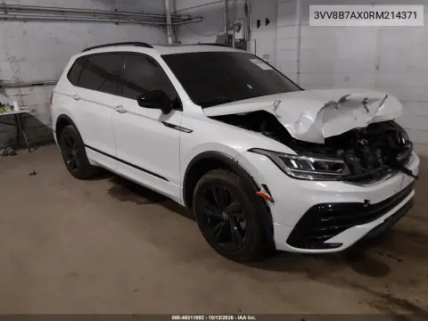 3VV8B7AX0RM214371 — 2024 Volkswagen Tiguan, Передняя часть, фото до ремонта