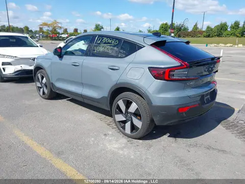 2023 Volvo C40 Recharge Pure Electric Twin Ultimate VIN YV4ED3GM9P2045826 фото 3