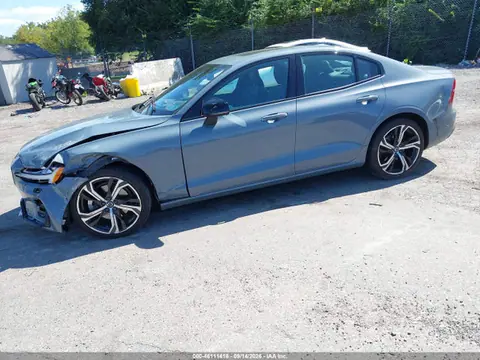 2024 Volvo S60 B5 Ultimate Dark Theme VIN 7JRL12TM5RG314768 фото 2