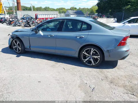 2024 Volvo S60 B5 Ultimate Dark Theme VIN 7JRL12TM5RG314768 фото 3