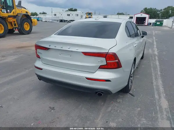 7JR102FK7KG000663 — 2019 Volvo S60, фото 4 с аукциона IAAI 09.10.2026, Передняя часть слева