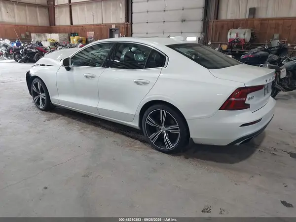 7JRA22TL2MG080643 — 2021 Volvo S60, фото 3 с аукциона IAAI 10.10.2026, Передняя часть