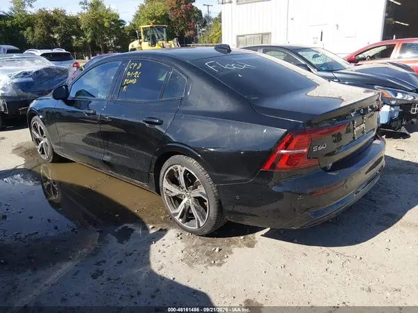 7JRL12TW7PG255298 — 2023 Volvo S60, фото 3 с аукциона IAAI, Подтопление