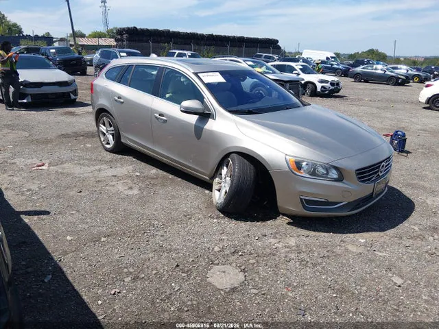 2015 Volvo V60 T5 Premier VIN YV140MEK9F1265368 фото 1