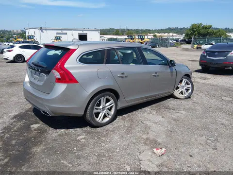 2015 Volvo V60 T5 Premier VIN YV140MEK9F1265368 фото 4