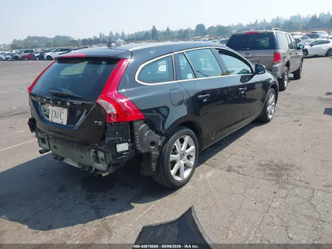 2017 Volvo V60 T5 Premier VIN YV140MEK0H1368651 фото 4