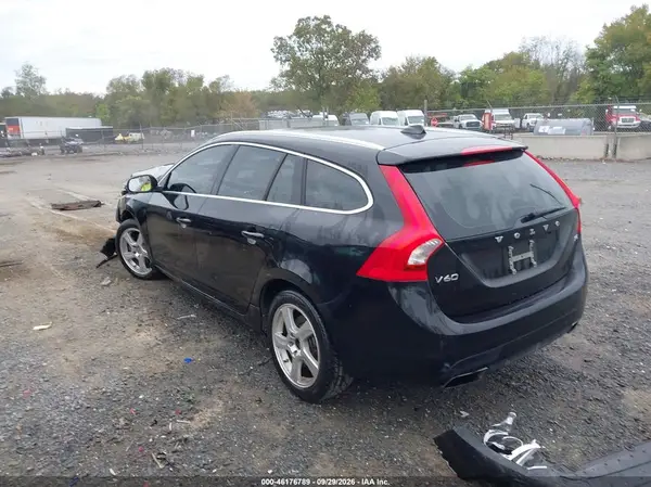 YV140MEK6G1316102 — 2016 Volvo V60, фото 3 с аукциона IAAI, Передняя часть