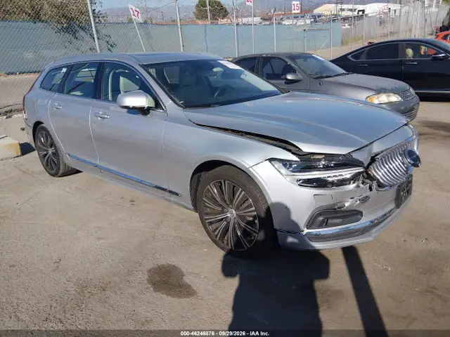 YV1A22VL9M1162362 Volvo V90 T6 Inscription 2021 — повреждение Передняя часть, фото до ремонта