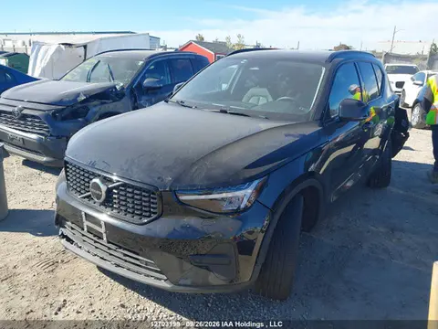 2024 Volvo Xc40 B5 Plus Dark Theme VIN YV4L12UL4R2232190 фото 2